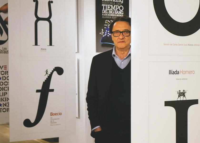 El diseñador Manuel Estrada fue galardonado con Premio Nacional de Diseño en 2017