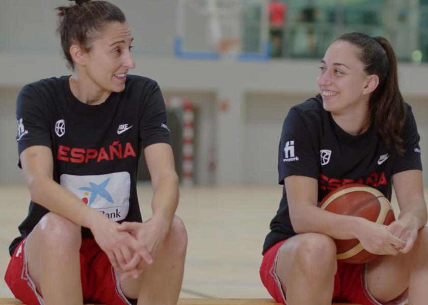 Alba Torrens and Maite Cazorla, basketball players of the women spanish team