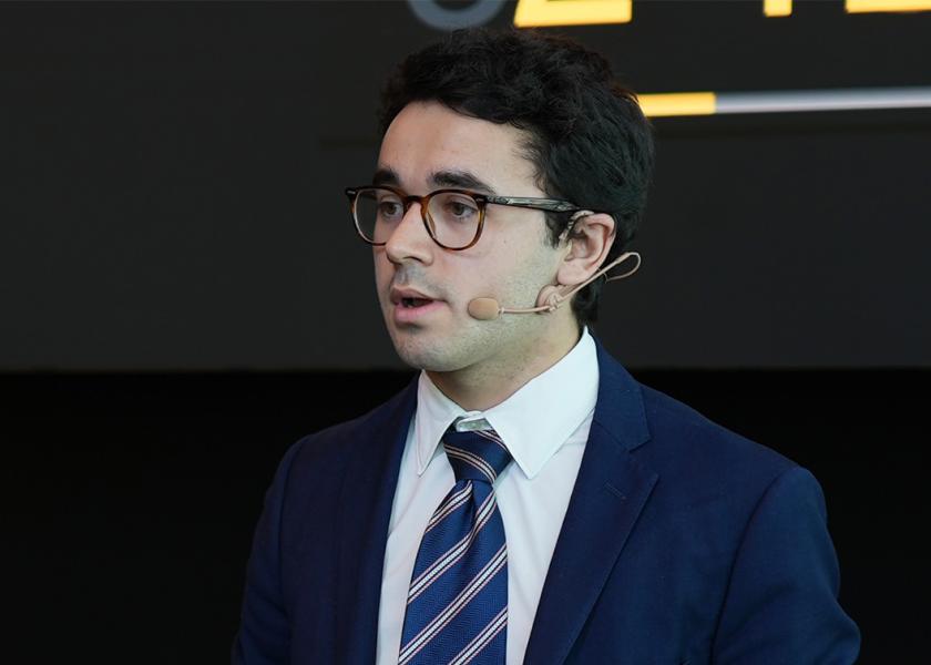 Tomás Aparicio came second in the Spanish University Debate League (LEDU) and is a finalist at the World Universities Debating Championship in Spanish