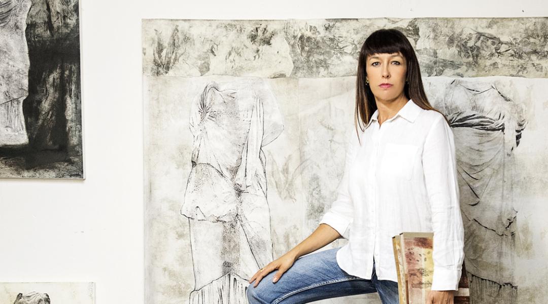 The work of María Ángeles Vila jumped out of the canvas and onto the fabrics designed by Maria Grazia Chiuri