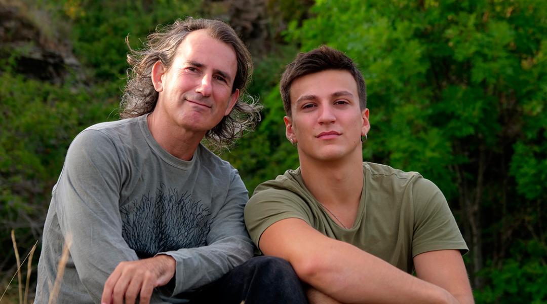 Andoni Canela alongside his son Unai, who has inherited his passion for nature and shares a lot of his adventures
