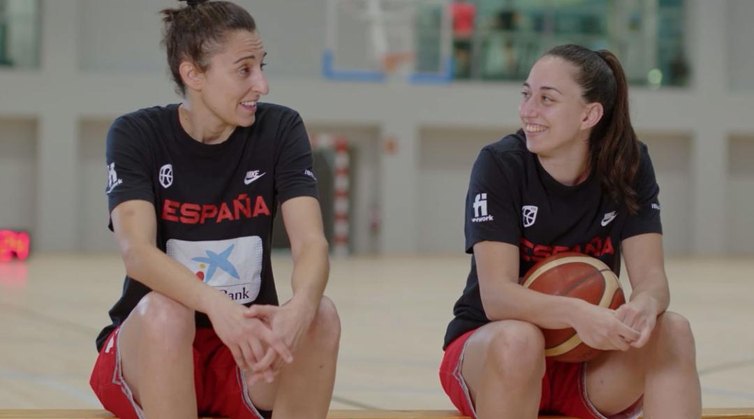 Alba Torrens and Maite Cazorla, basketball players of the women spanish team