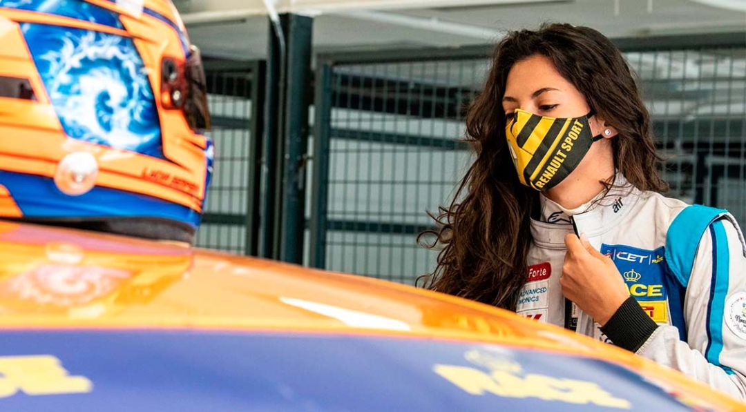 Lydia Sempere combines her studies with motorsport races