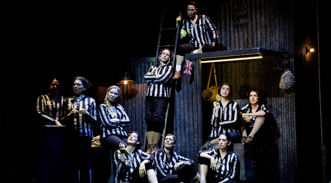 Sergio Peris-Mencheta directs the play ‘Ladies Football Club’, adapted from a text by Stefano Massini