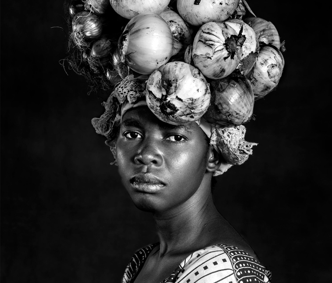 The ‘Mujeres en el Congo’ project condemns the situation of women in that African country.