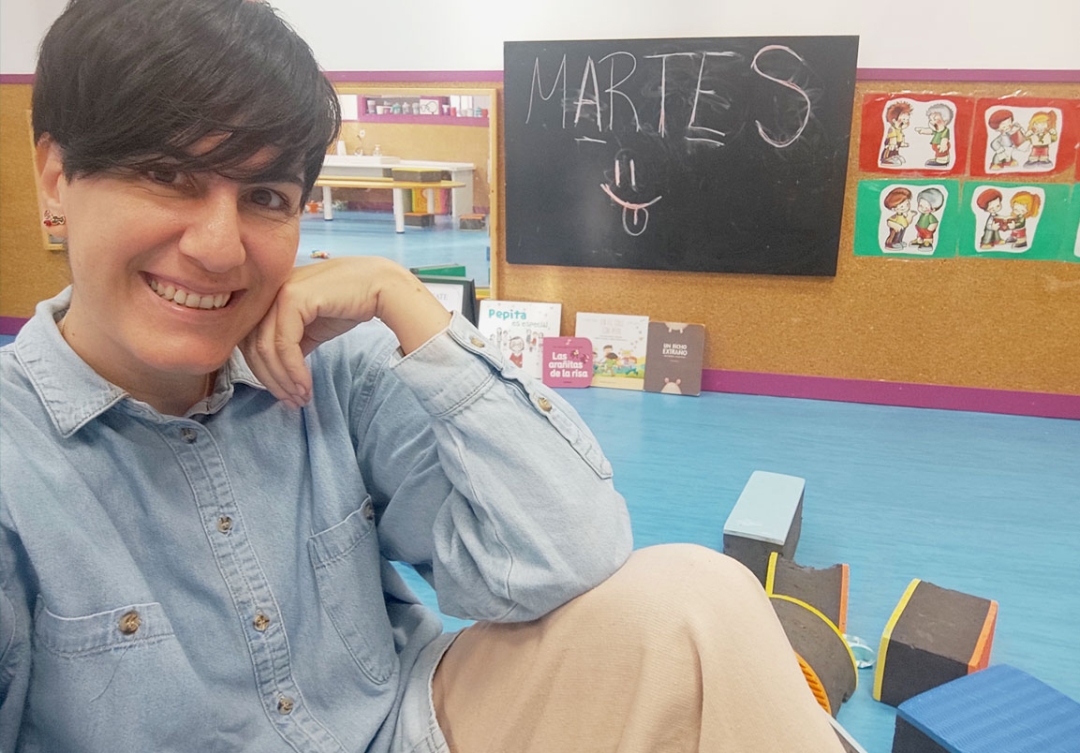 Mirian Galán in the classroom where she teaches children under three every day, from Monday to Friday