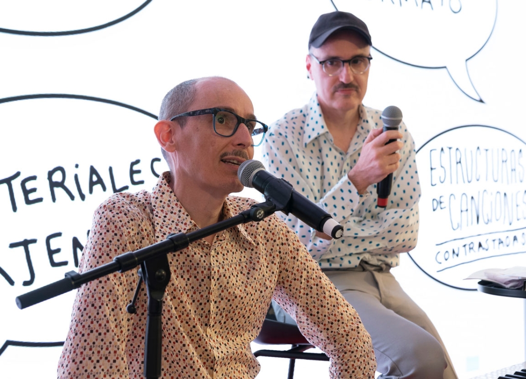 Carlos Ballesteros y Genís Segarra, del dúo Hidrogenesse, compartieron su proceso creativo con los asistentes